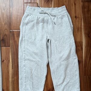 lululemon athletica Light Gray Scuba High-Rise Jogger